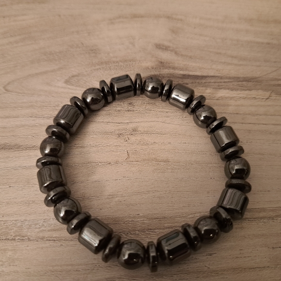 Hematite Stone Stretch Bracelet 7-9in - Picture 3 of 3